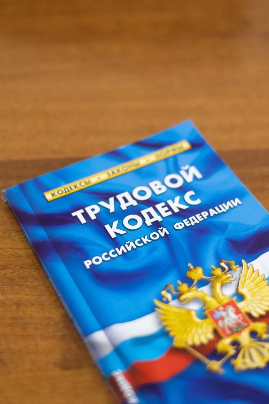 В Пензе прокуратура помогла работникам мебельных компаний вернуть долги по зарплате