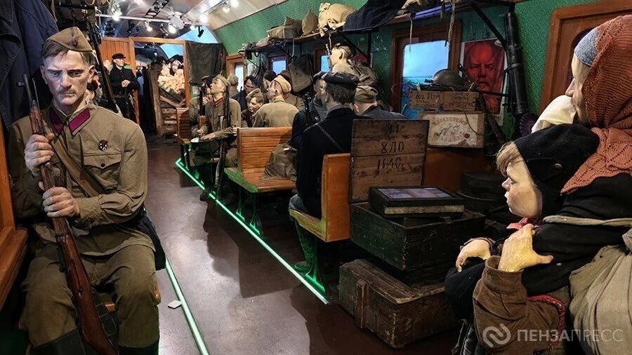 В Пензу прибыла передвижная выставка-музей «Поезд Победы» В Пензу прибыла передвижная выставка-музей «Поезд Победы»