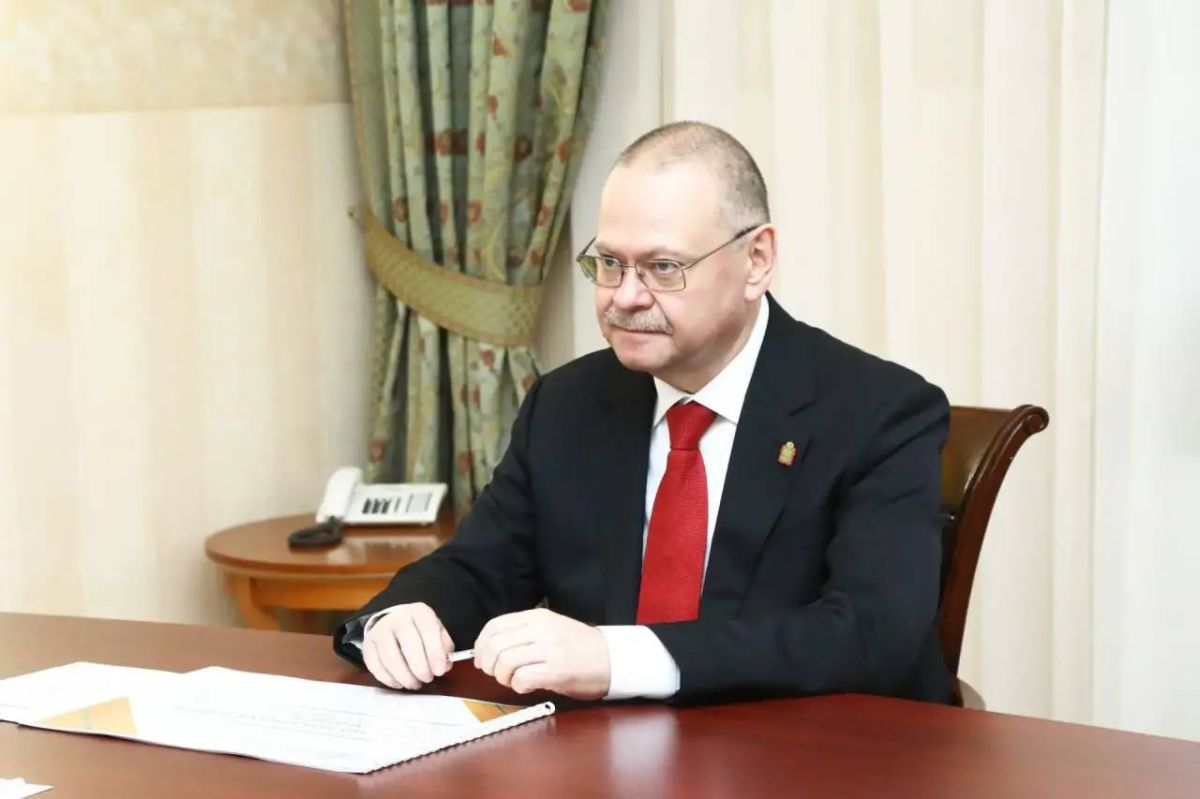 Олег Мельниченко: После церемонии вступления в должность доложил полномочному представителю Президента РФ в ПФО Игорю Анатольевичу Комарову о достигнутых результатах социально-экономического развития Пензенской области... Олег Мельниченко: После церемонии вступления в должность доложил полномочному представителю Президента РФ в ПФО Игорю Анатольевичу Комарову о достигнутых результатах социально-экономического развития Пензенской области...