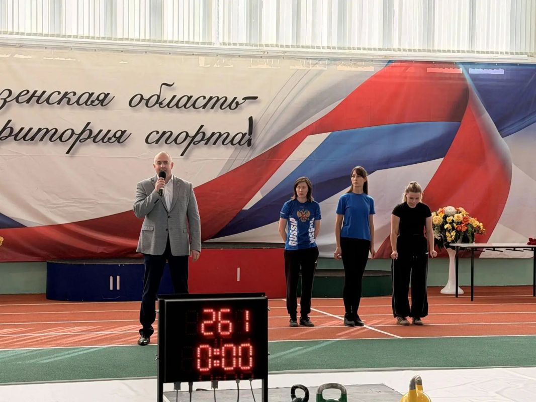 В Пензе состоялась Спартакиада «Динамо» по гиревому спорту В Пензе состоялась Спартакиада «Динамо» по гиревому спорту