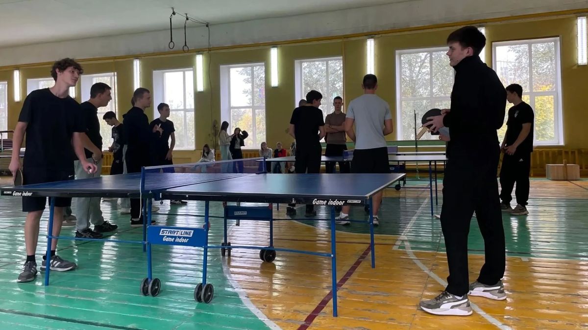 В Кузнецком многопрофильном колледже прошли соревнования по настольному теннису, посвящённые памяти выпускника Михаила Афанасова, героически погибшего при исполнении воинского долга в зоне специальной военной операции В Кузнецком многопрофильном колледже прошли соревнования по настольному теннису, посвящённые памяти выпускника Михаила Афанасова, героически погибшего при исполнении воинского долга в зоне специальной военной операции