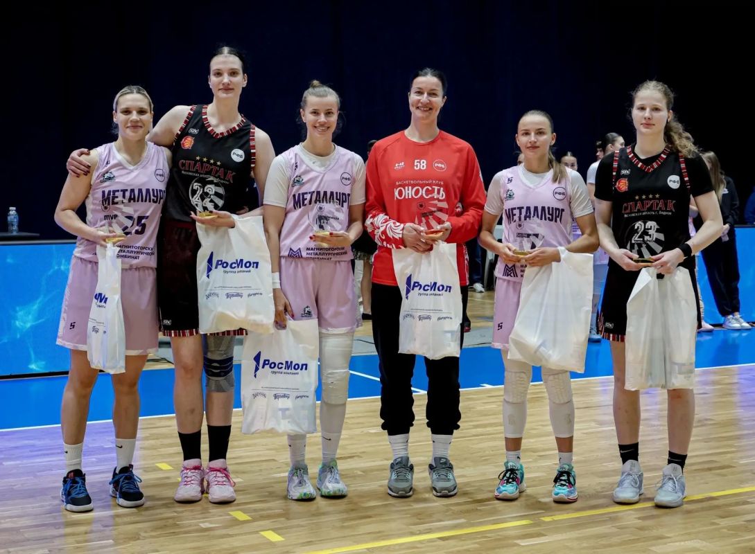 «Юность» впервые вышла в «Финал четырёх» и стала призёром Кубка имени Д.Я. Берлина «Юность» впервые вышла в «Финал четырёх» и стала призёром Кубка имени Д.Я. Берлина