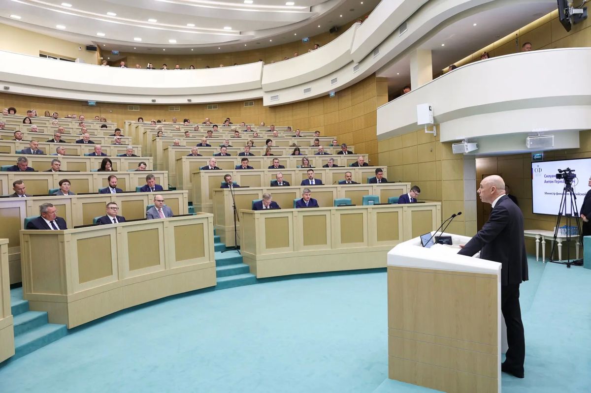 В Совете Федерации рассмотрен проект бюджета РФ на ближайшие три года В Совете Федерации рассмотрен проект бюджета РФ на ближайшие три года