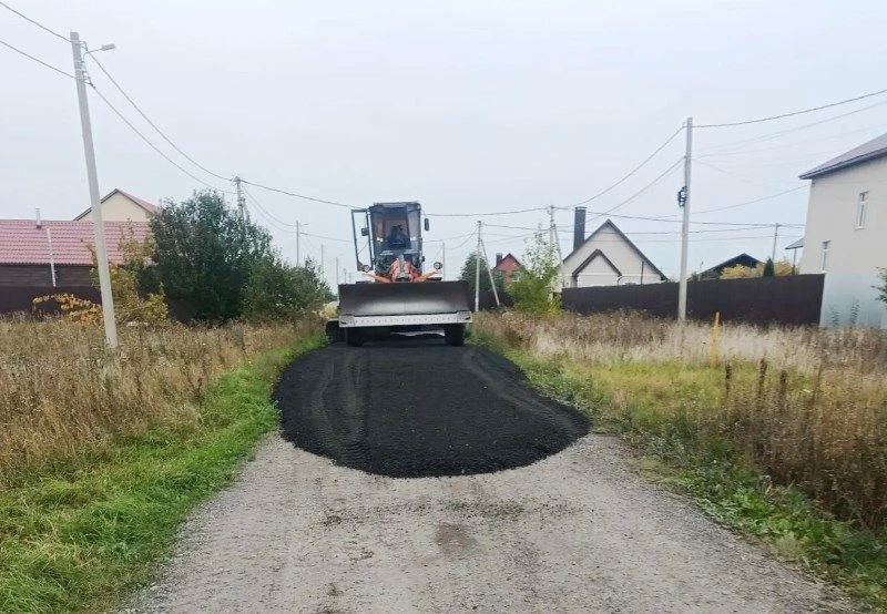 В Заре отсыпали щебнем более 39 тысяч квадратных метров дорог В Заре отсыпали щебнем более 39 тысяч квадратных метров дорог