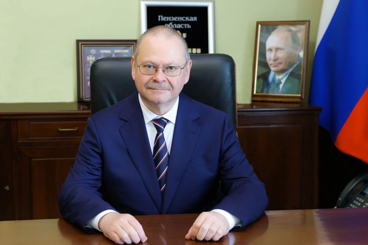 Губернатор поздравил пензенских педагогов, преподавателей, наставников и ветеранов педагогического труда с Днем учителя