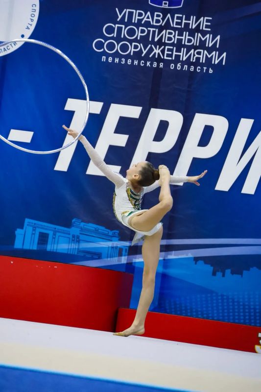 В Пензе стартовали всероссийские соревнования по художественной гимнастике В Пензе стартовали всероссийские соревнования по художественной гимнастике