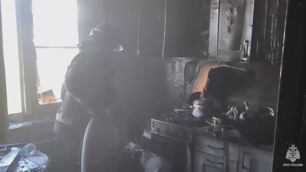 Сегодня утром произошел пожар на улице Лядова