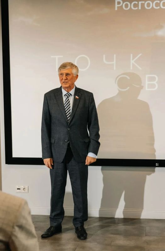 Николай Лукьянов поздравил пензенских страховщиков с профессиональным праздником Николай Лукьянов поздравил пензенских страховщиков с профессиональным праздником