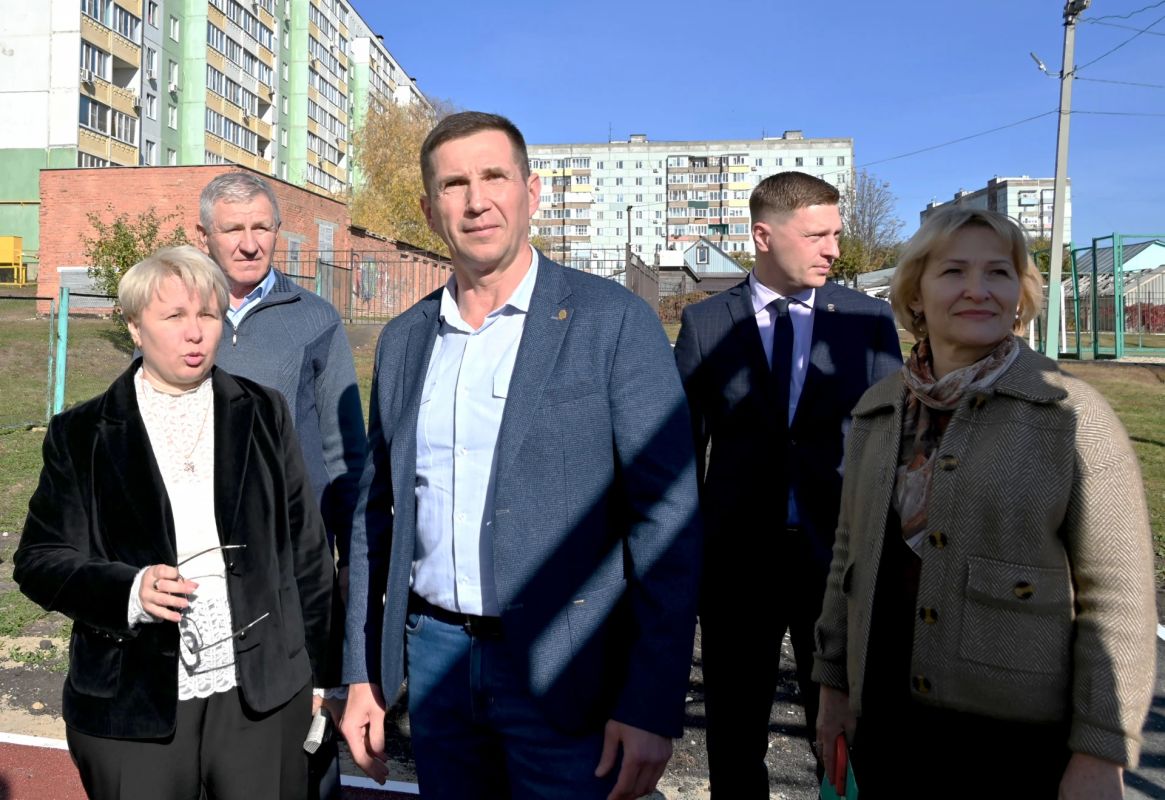 Олег Денисов: Сегодня лично протестировал турник на новой воркаут-площадке в микрорайоне Северная поляна Олег Денисов: Сегодня лично протестировал турник на новой воркаут-площадке в микрорайоне Северная поляна