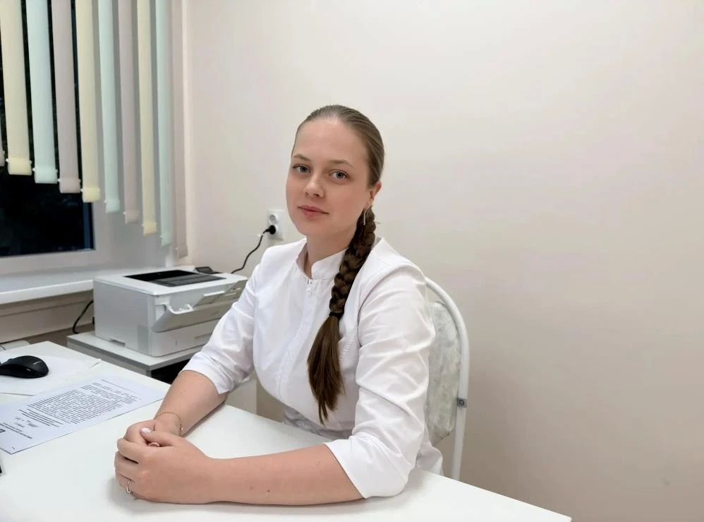 По программе «Земский доктор» в Башмаковскую больницу трудоустроены два молодых специалиста По программе «Земский доктор» в Башмаковскую больницу трудоустроены два молодых специалиста