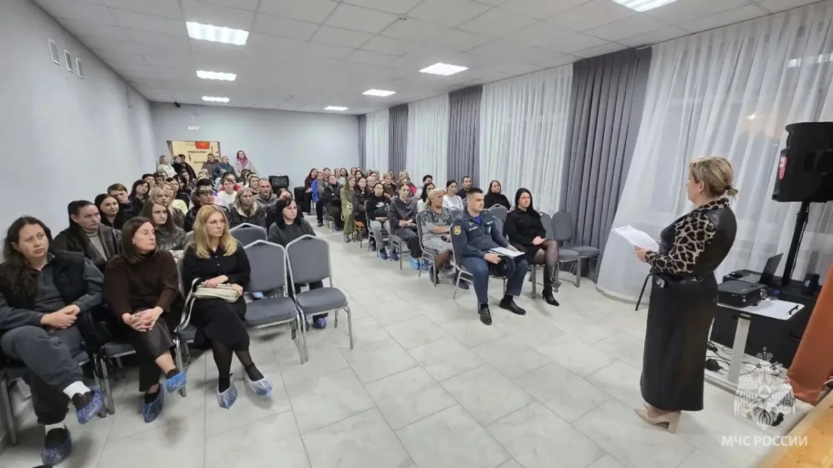 Информируем и разъясняем Информируем и разъясняем