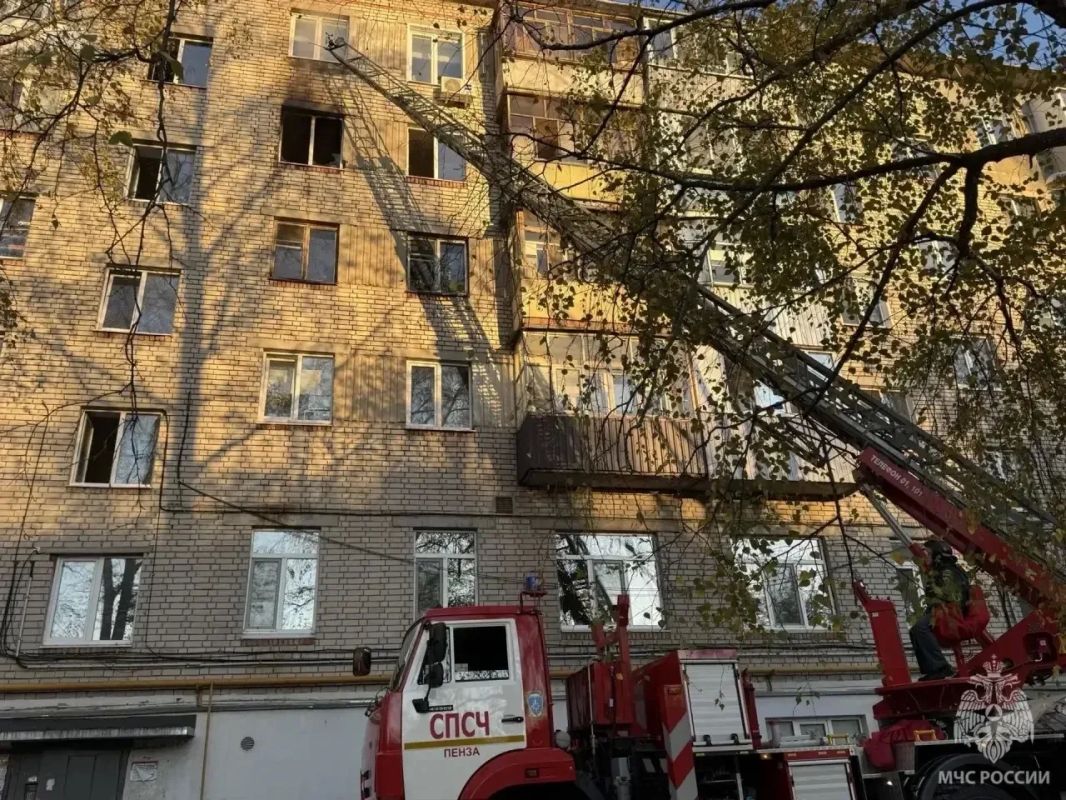 В Пензе на улице Кронштадтской из пожара спасли пять человек
