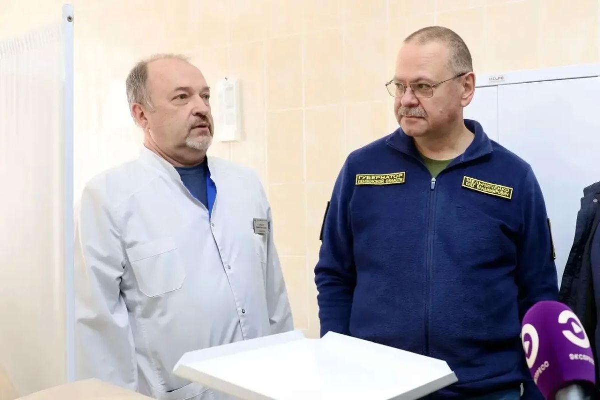 Олег Мельниченко: Во время рабочей поездки в Никольск посетил районную больницу Олег Мельниченко: Во время рабочей поездки в Никольск посетил районную больницу